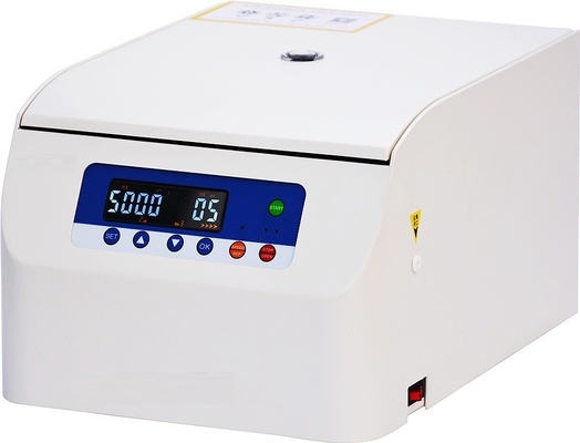 ISO CE-Zentrifuge mit niedriger Geschwindigkeit 5000 Rpm Max 24 Röhren für das Labor