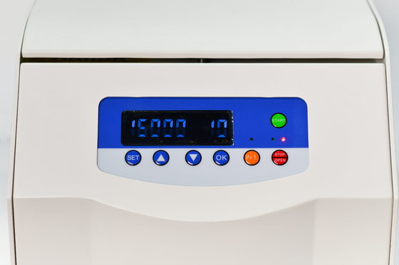 Schreibtisch-Hochgeschwindigkeits-Zentrifuge 10000 - 16500rpm Winkelrotoren Max 36 Placer
